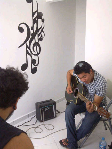 Sin Nombre